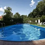 Folwark & Szálloda Kadyny