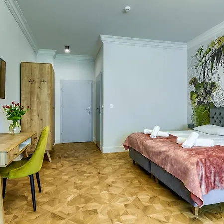 Folwark & Hotel Kadyny