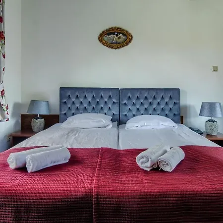 Otel Folwark & Kadyny