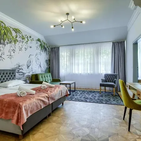Folwark & Отель 3*