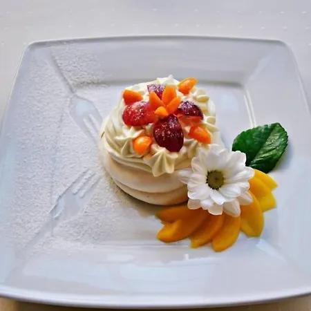 Folwark & Отель Кадыны