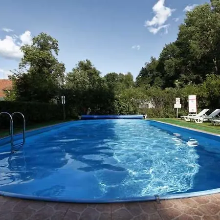 Folwark & Hotel Kadyny