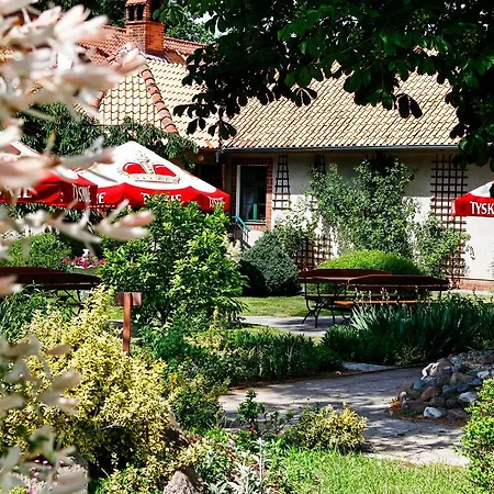 Отель Folwark & 3*